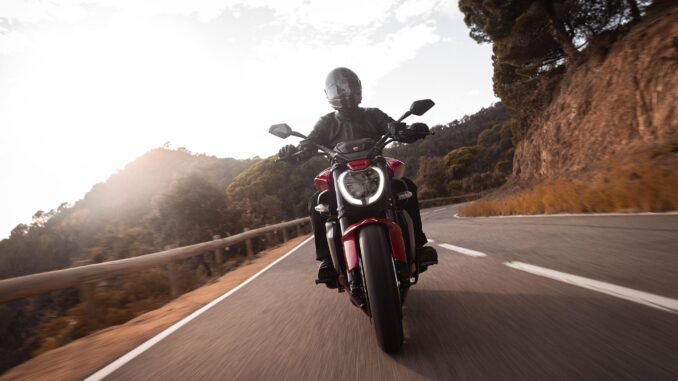 2025 Ducati XDiavel V4