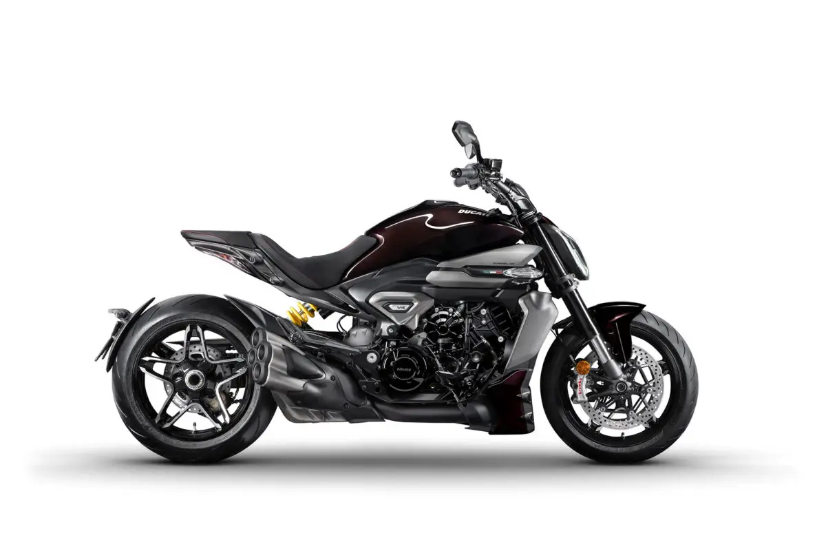 2025 Ducati XDiavel V4