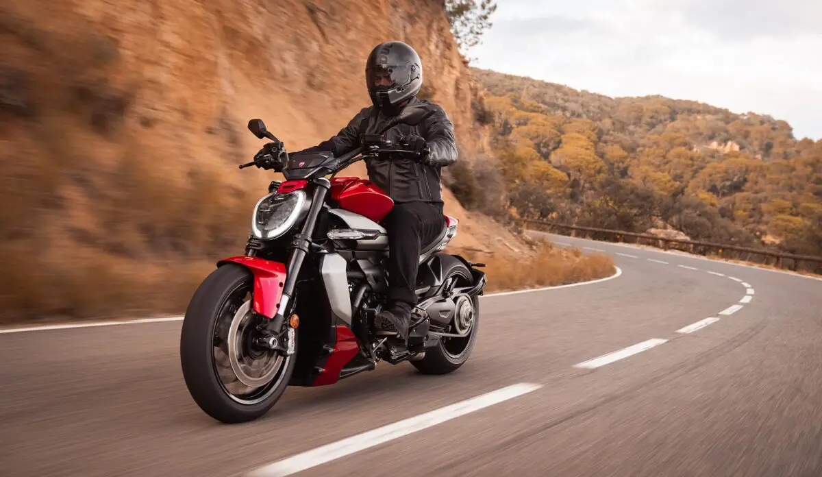 2025 Ducati XDiavel V4