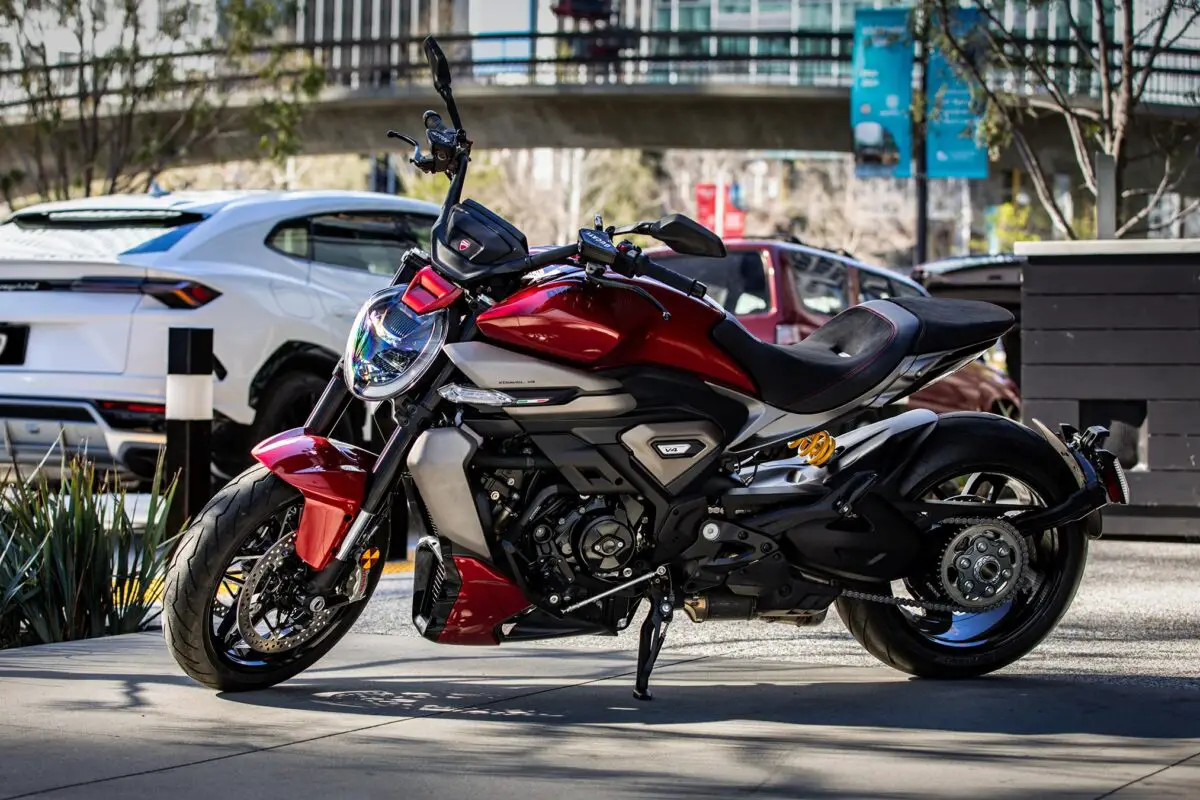 2026 Ducati XDiavel V4