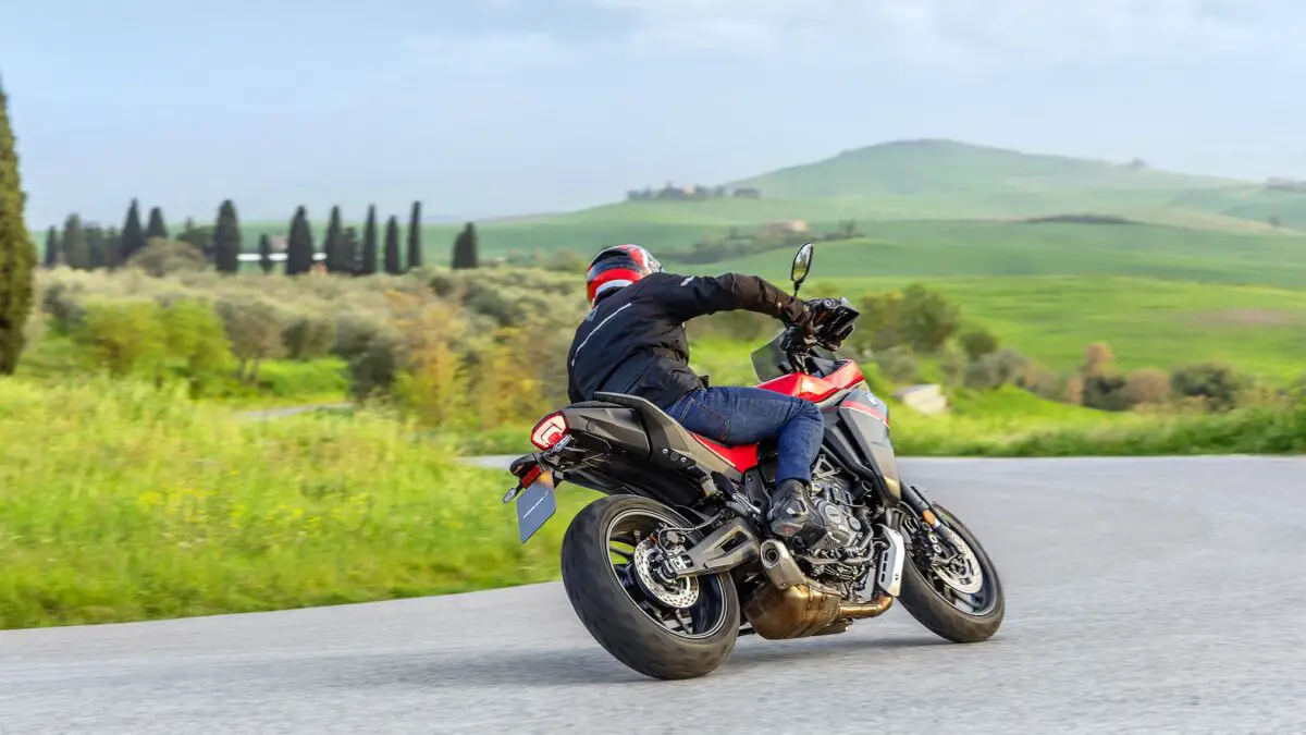 2025 Yamaha Tracer 7