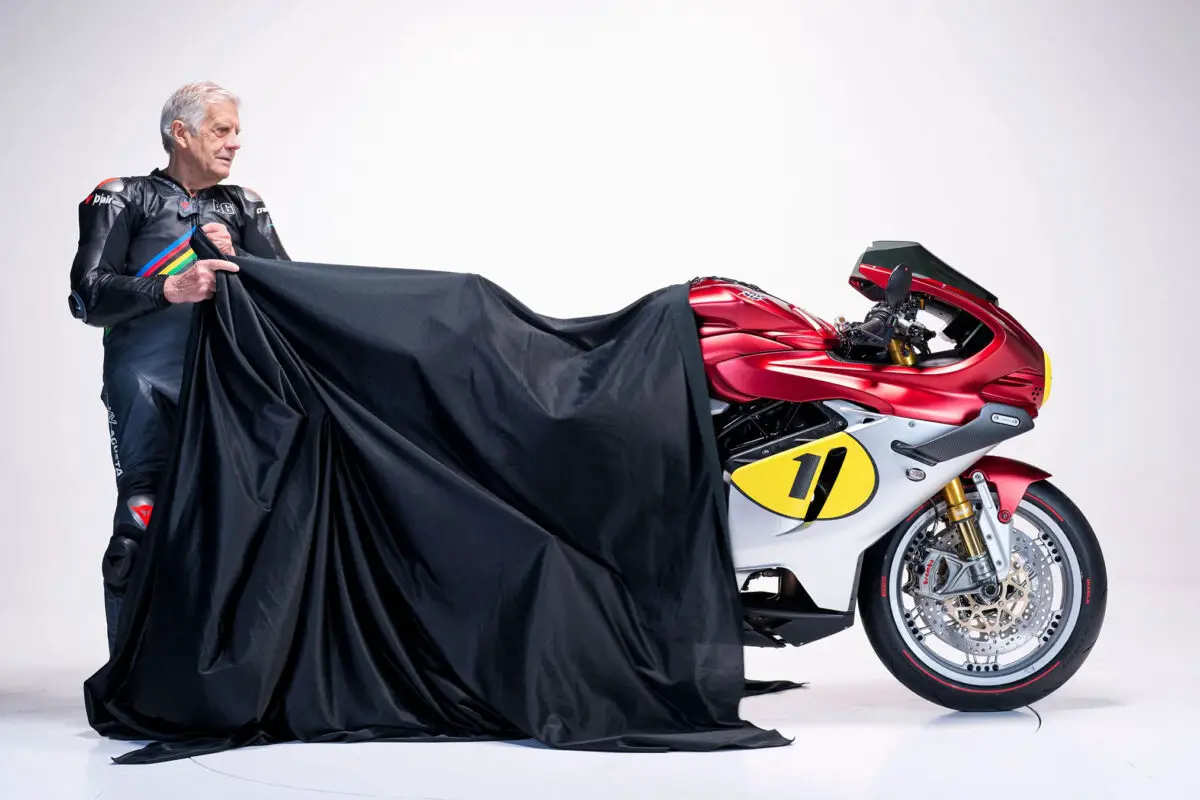 2026 MV Agusta Superveloce 1000 Ago