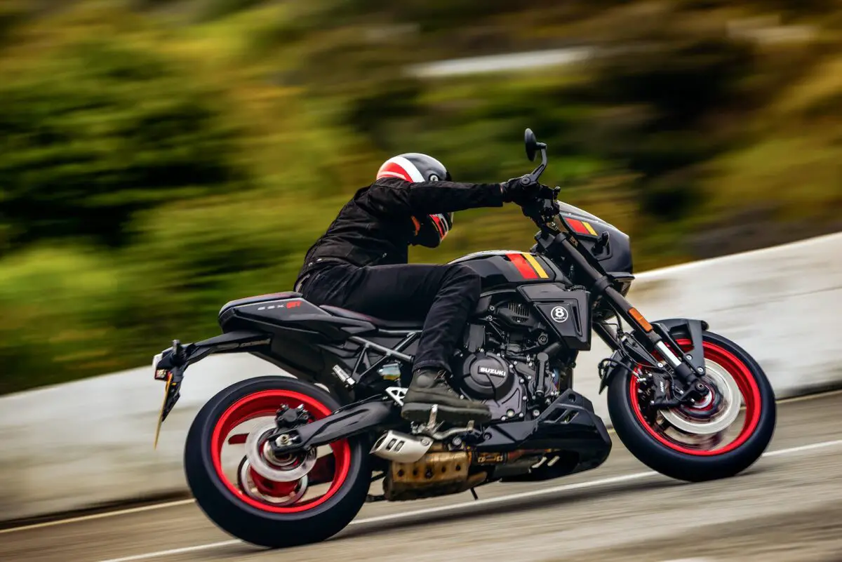 2026 Suzuki GSX-8TT
