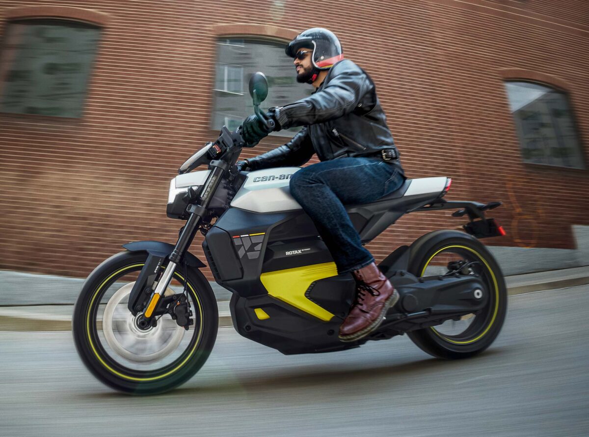 2026 Can-Am Pulse 73