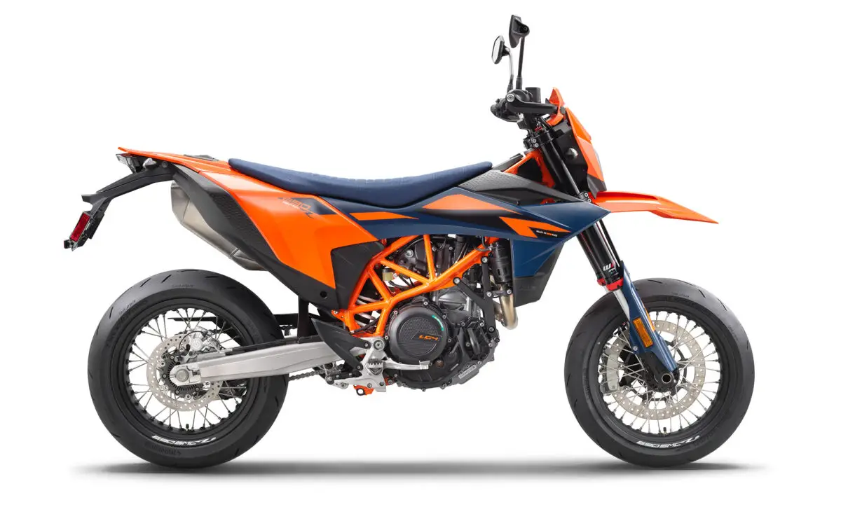 2026 KTM 690 SMC R