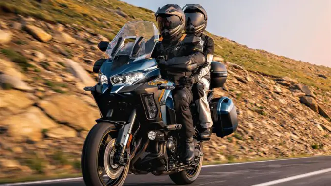 2026 Kawasaki Versys 1100SE ABS