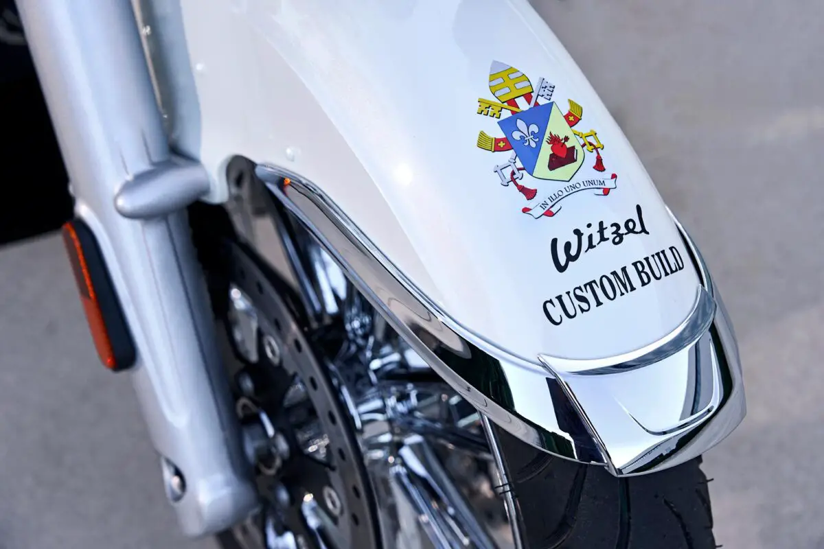 2026 BMW R18 Transcontinental Pope Leo XIV Edition