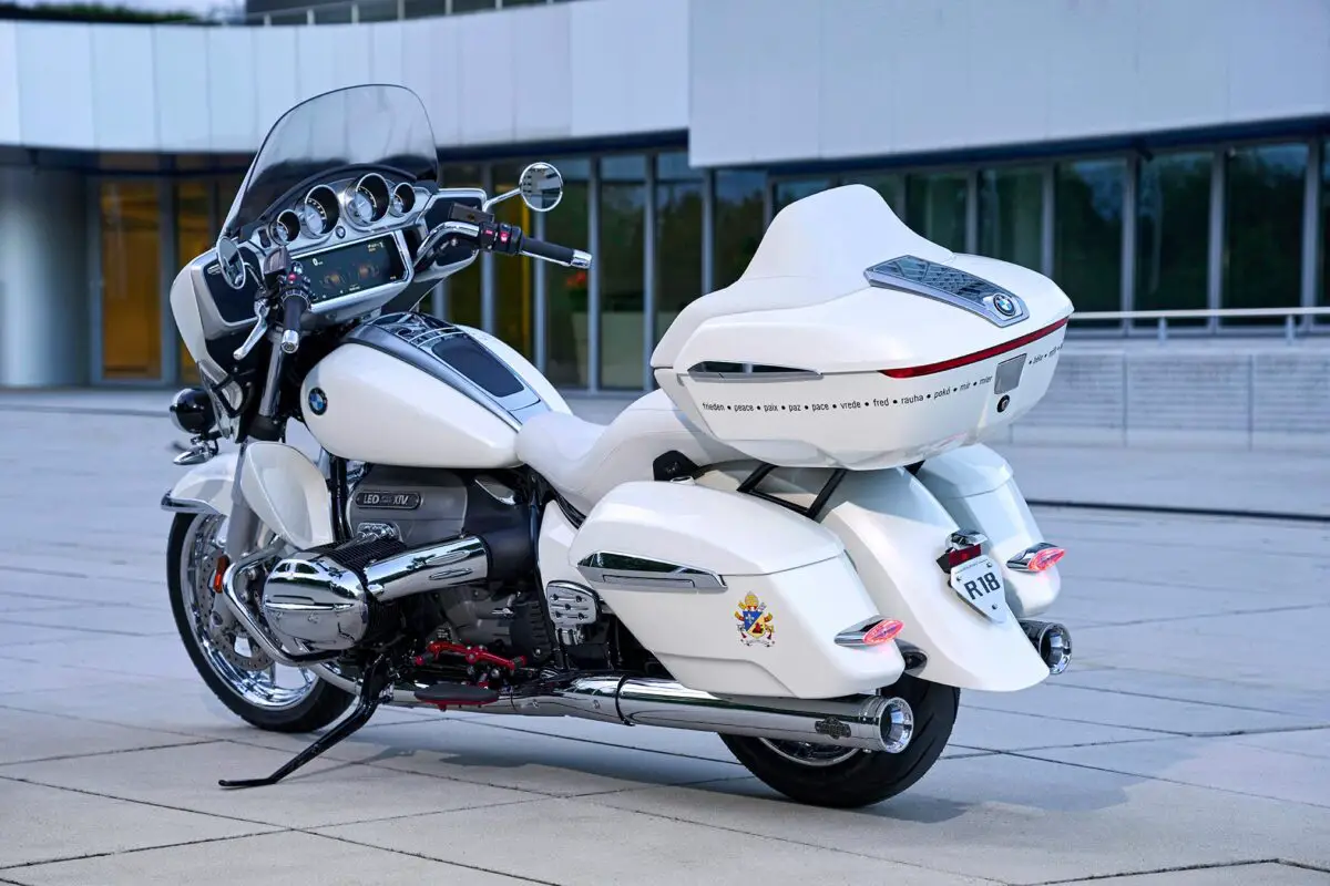 2026 BMW R18 Transcontinental Pope Leo XIV Edition