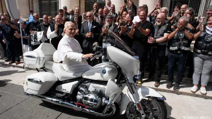 2026 BMW R18 Transcontinental Pope Leo XIV Edition
