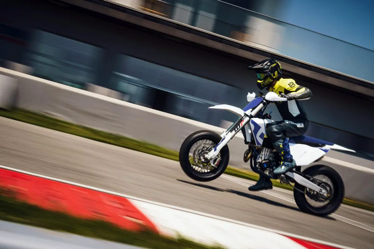 2026 Husqvarna FS450