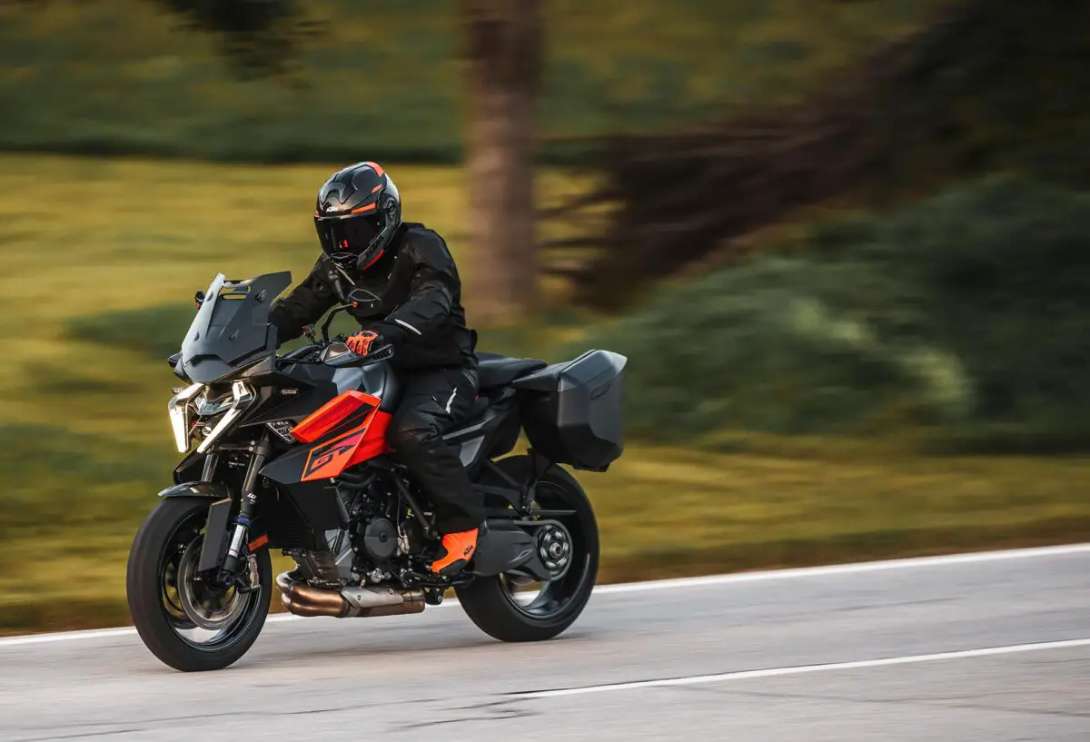 2026 KTM 1390 Super Duke GT