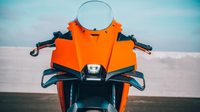 2026 KTM 990 RC R