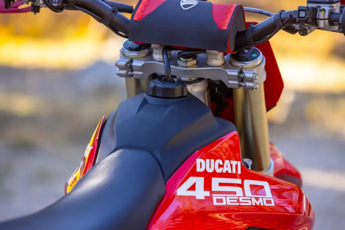 2026 Ducati Desmo450 EDX