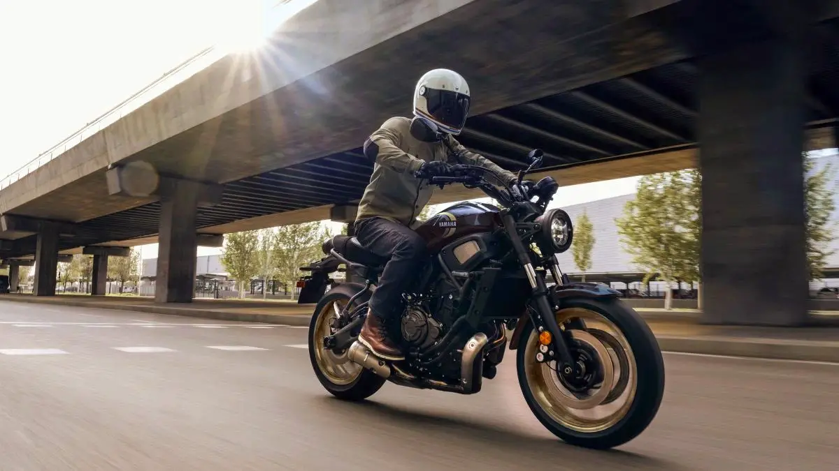 2026 Yamaha XSR700